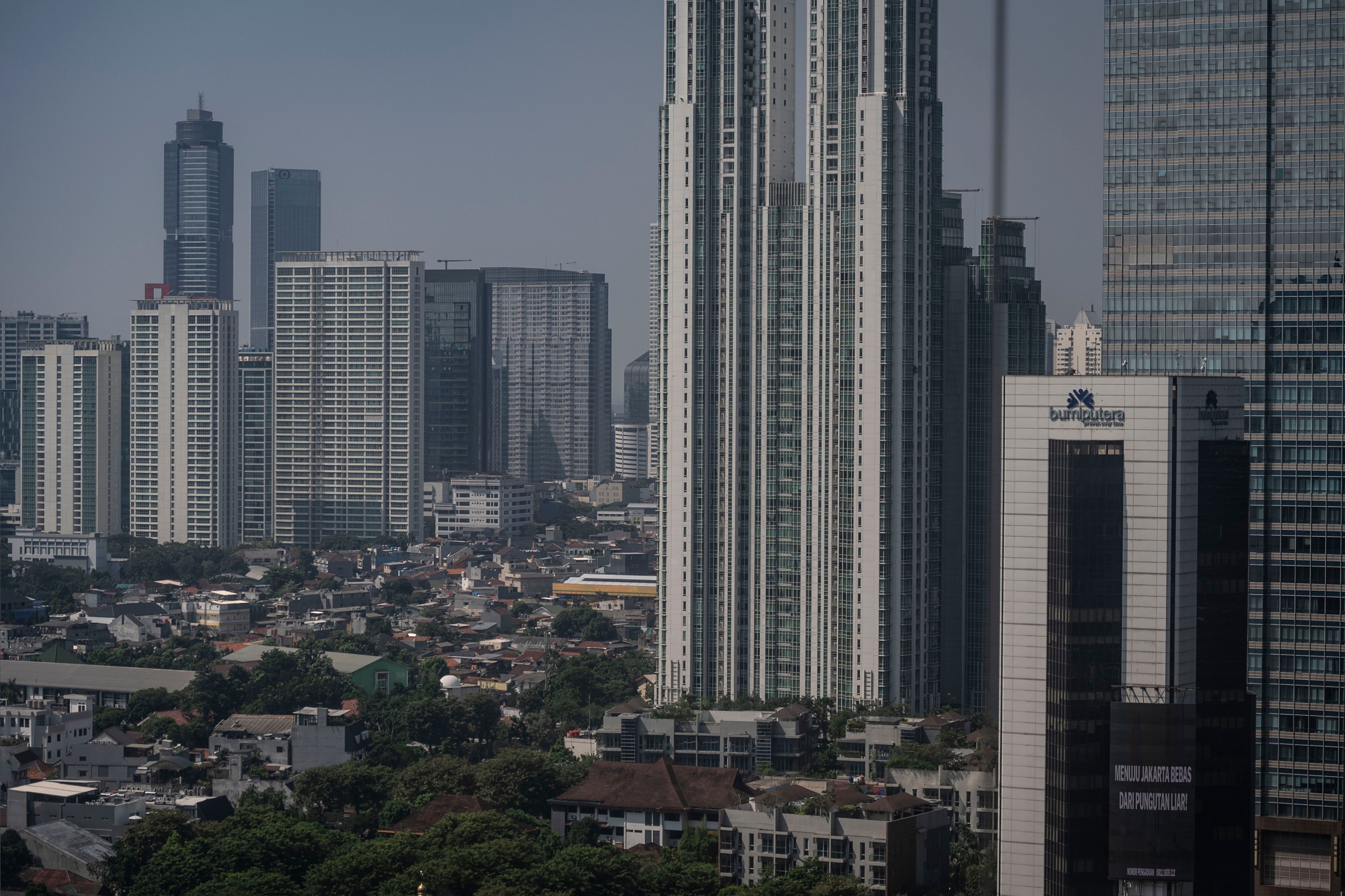 Industri Keuangan Non Bank (IKNB): Arti, Fungsi, & Jenis